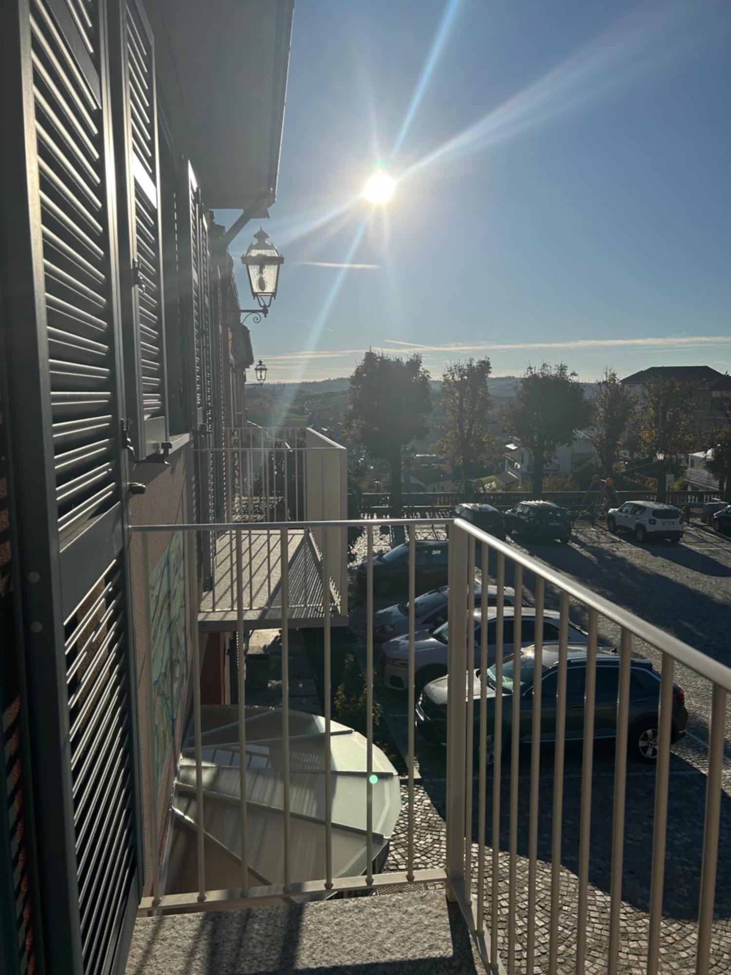 L'Incanto Casa Vacanze Montegrosso d'Asti Luaran gambar